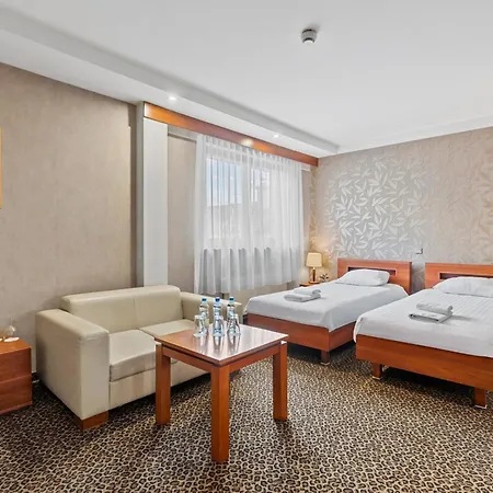 Hotel Diament Vacanza Katowice - Siemianowice Siemianowice Śląskie Zewnętrze zdjęcie