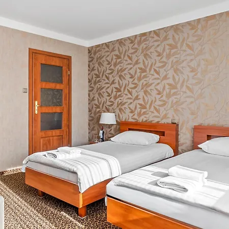 Hotel Diament Vacanza Katowice - Siemianowice Siemianowice Śląskie Zewnętrze zdjęcie
