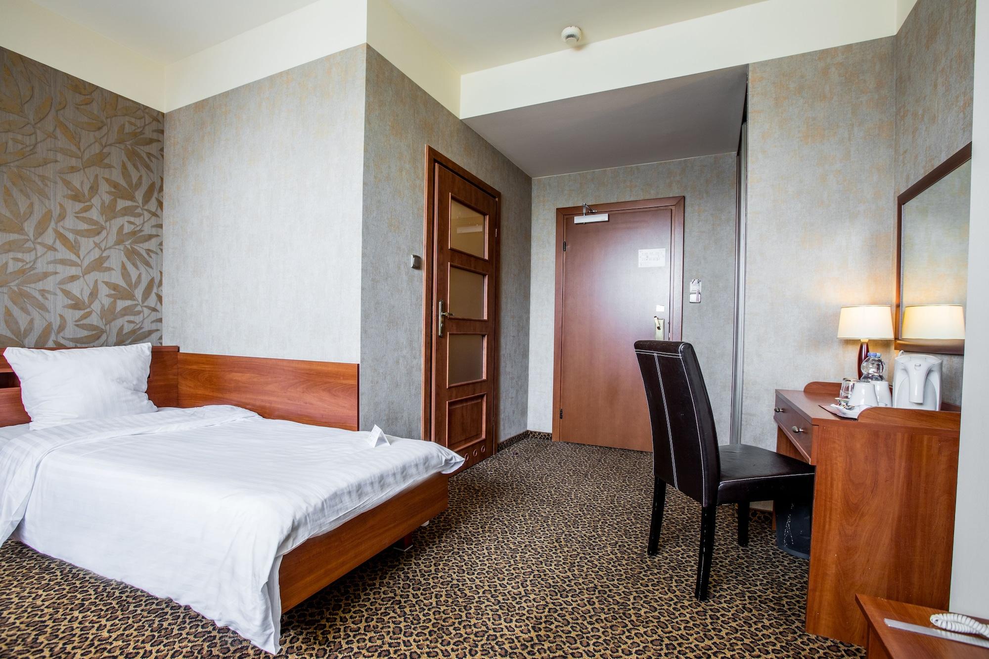 Diament Katowice - Siemianowice 3*
